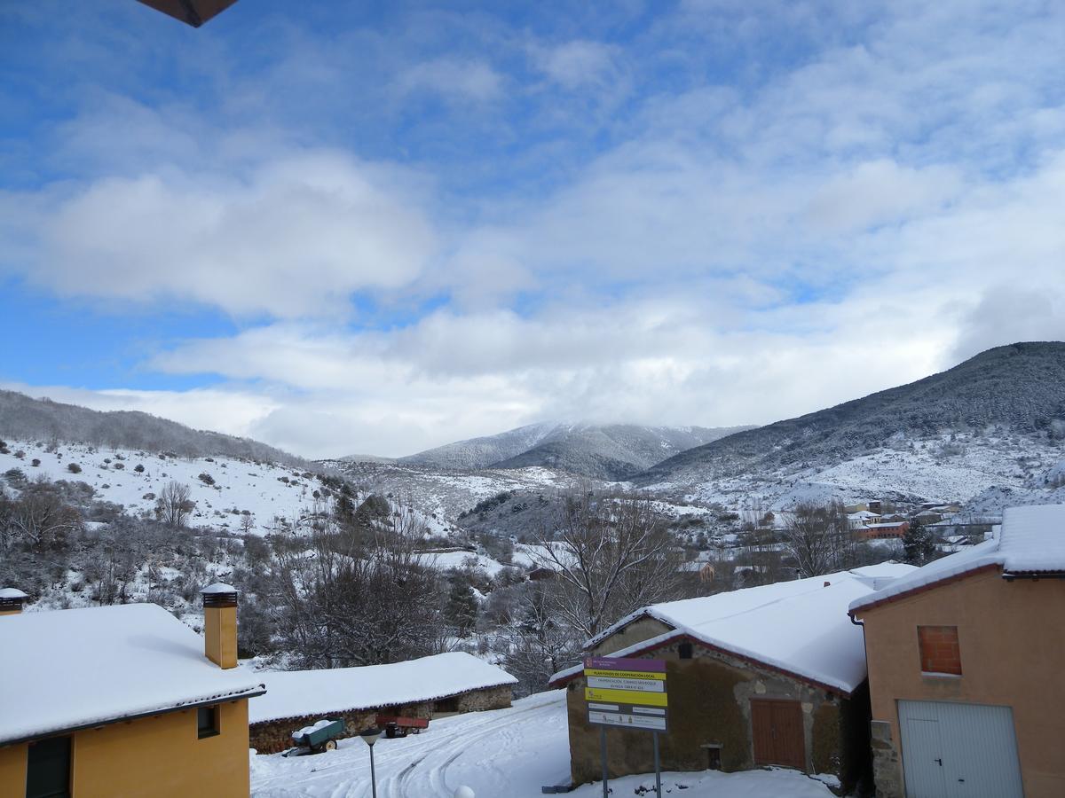 Hotel Villaneila Екстер'єр фото