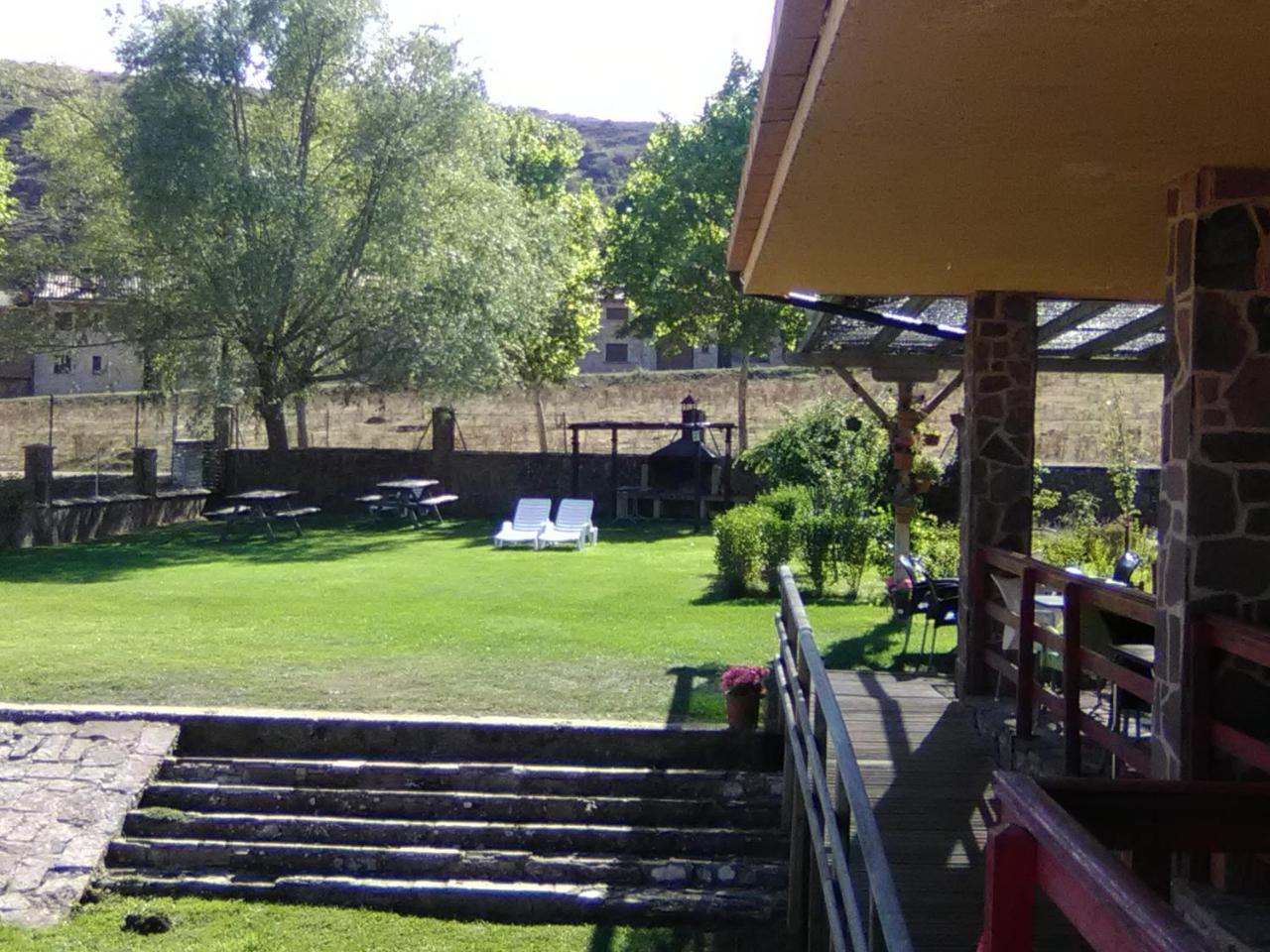 Hotel Villaneila Екстер'єр фото